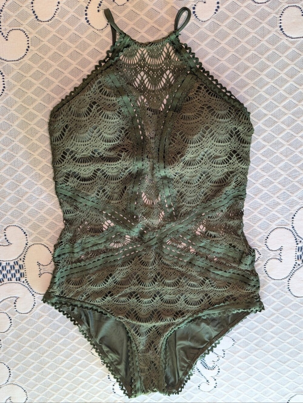 Becca by Rebecca Virtue Color Play Womens Crochet One Piece Swimsuit Green Large - Picture 3 of 13